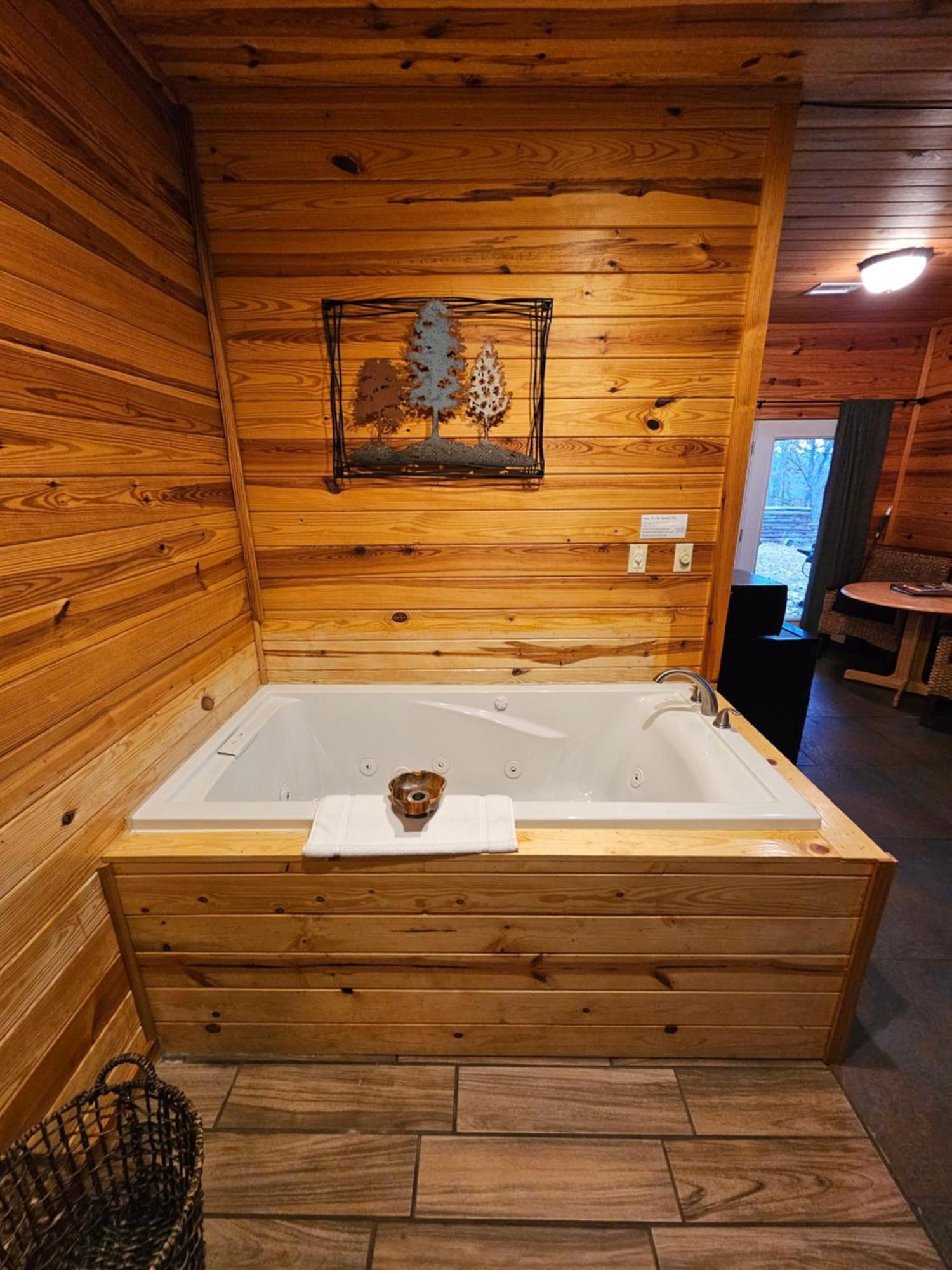 5 Min To Beaver Lake-King Bed-Fire Pit-Jetted Tub #1 Юрика-Спрінгс Екстер'єр фото