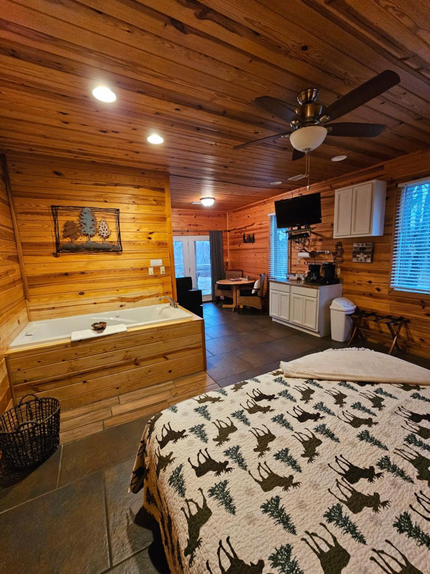 5 Min To Beaver Lake-King Bed-Fire Pit-Jetted Tub #1 Юрика-Спрінгс Екстер'єр фото